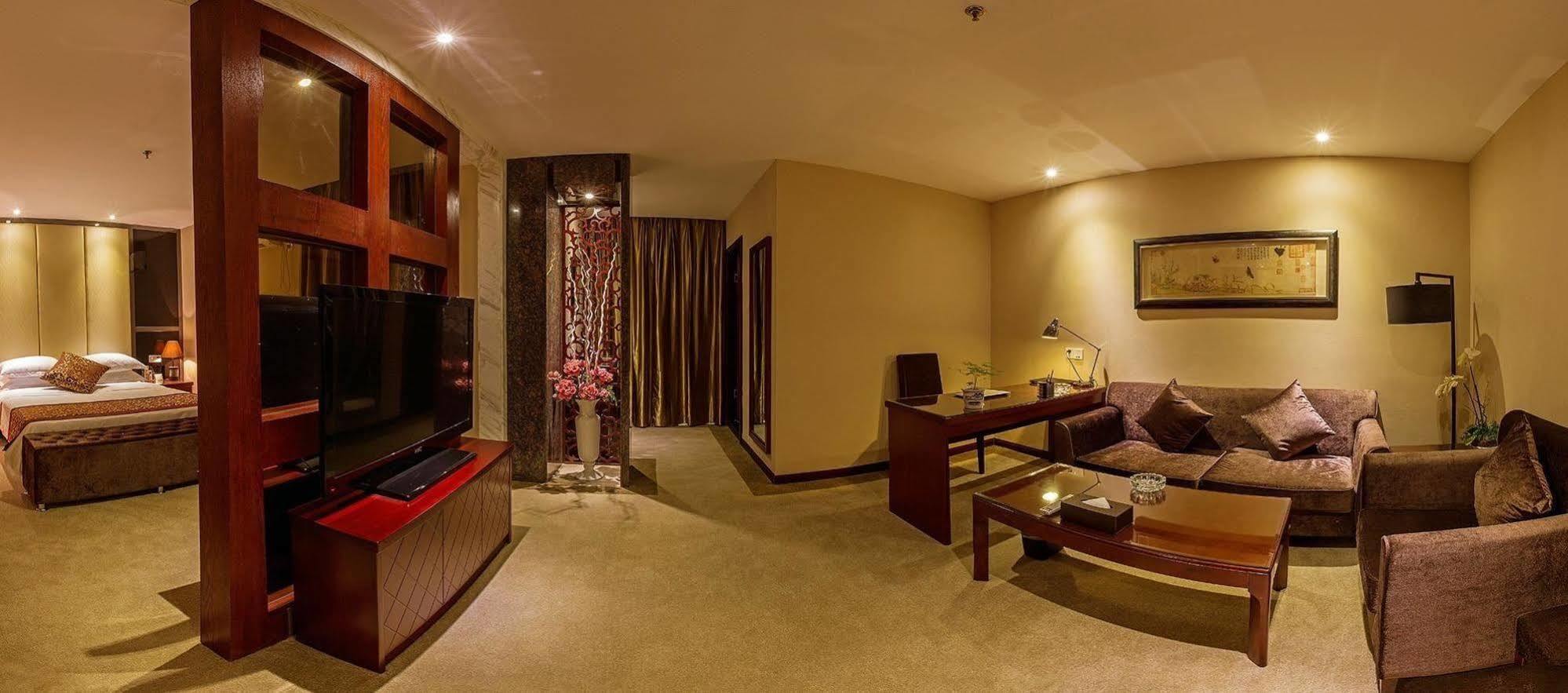 איצ'אן Yijin Villa Hotel מראה חיצוני תמונה